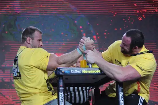 armwrestling dennis cypelnikov